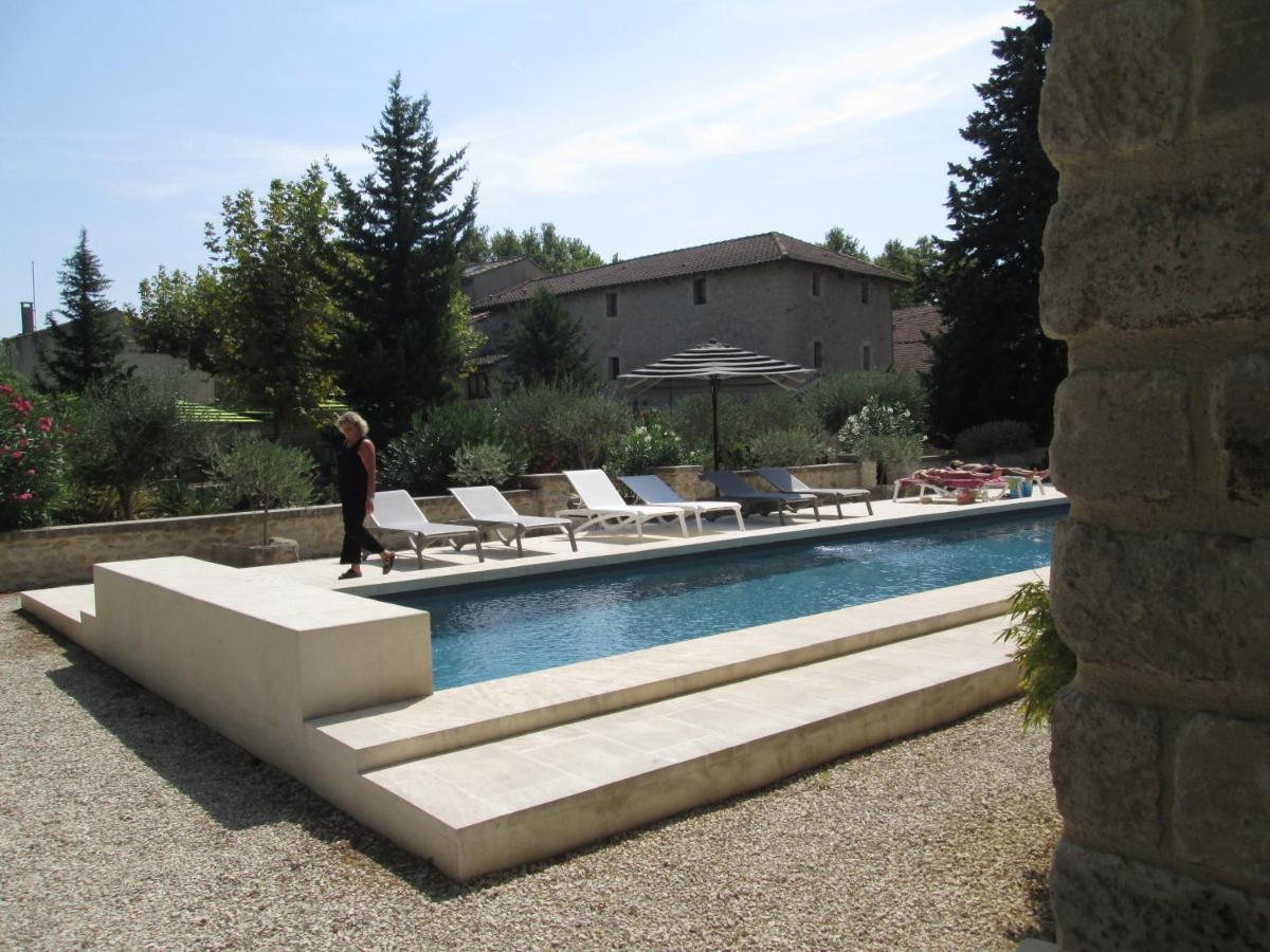 Le Mas Vieux Graveson Exterior foto